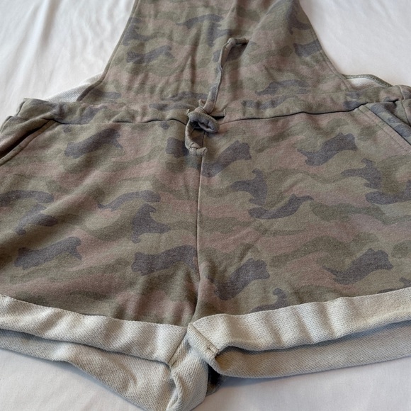 VENUS Camouflage Patterned Overalls - Picture 4 of 6